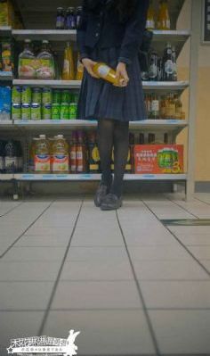 多个男人用振动器玩我视频