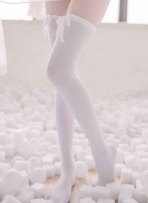 我只想安静地打游戏动漫免费观看