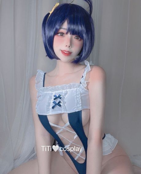 受辱教师娇妻呻吟交换电影