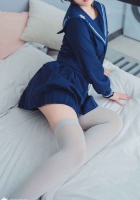 强j2:制服y惑