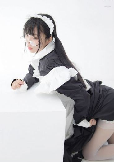 年轻的小婊2中文版