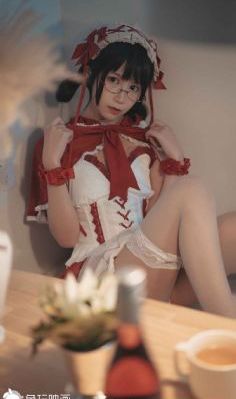女保险销售员5