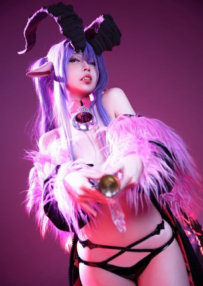 亚洲成人午夜影院