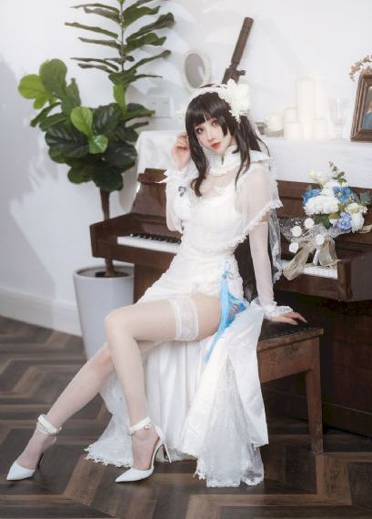 《亲爱的戎装》电视剧
