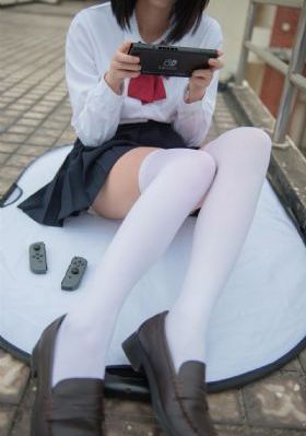 魔法少女与恶曾是敌人. 动漫