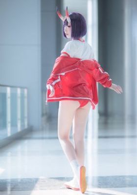 挣扎吧亚当君在线观看