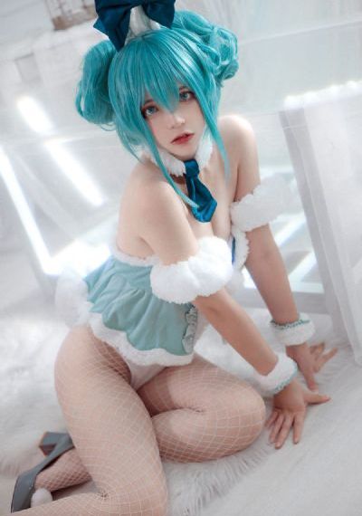 不扭扣的女孩