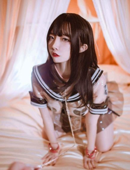 美女脱一干二净